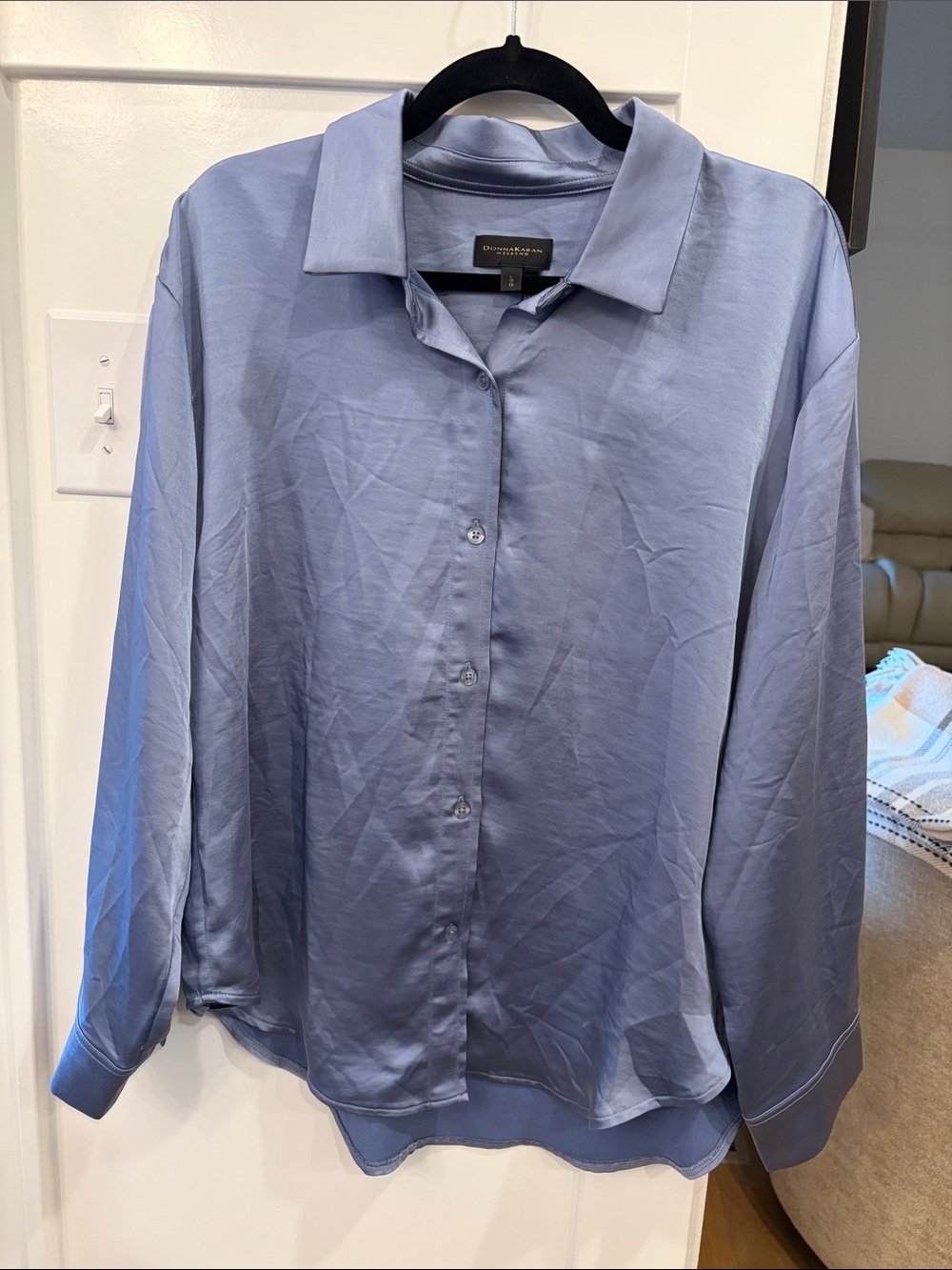NWT Donna Karan Weekend Women’s Blue Satin Button-Down Blouse Long Sleeve